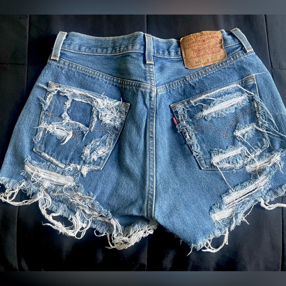 Levi 501 - Picture 2 of 3